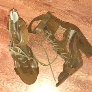 Army green lace up chunky heels size 10
